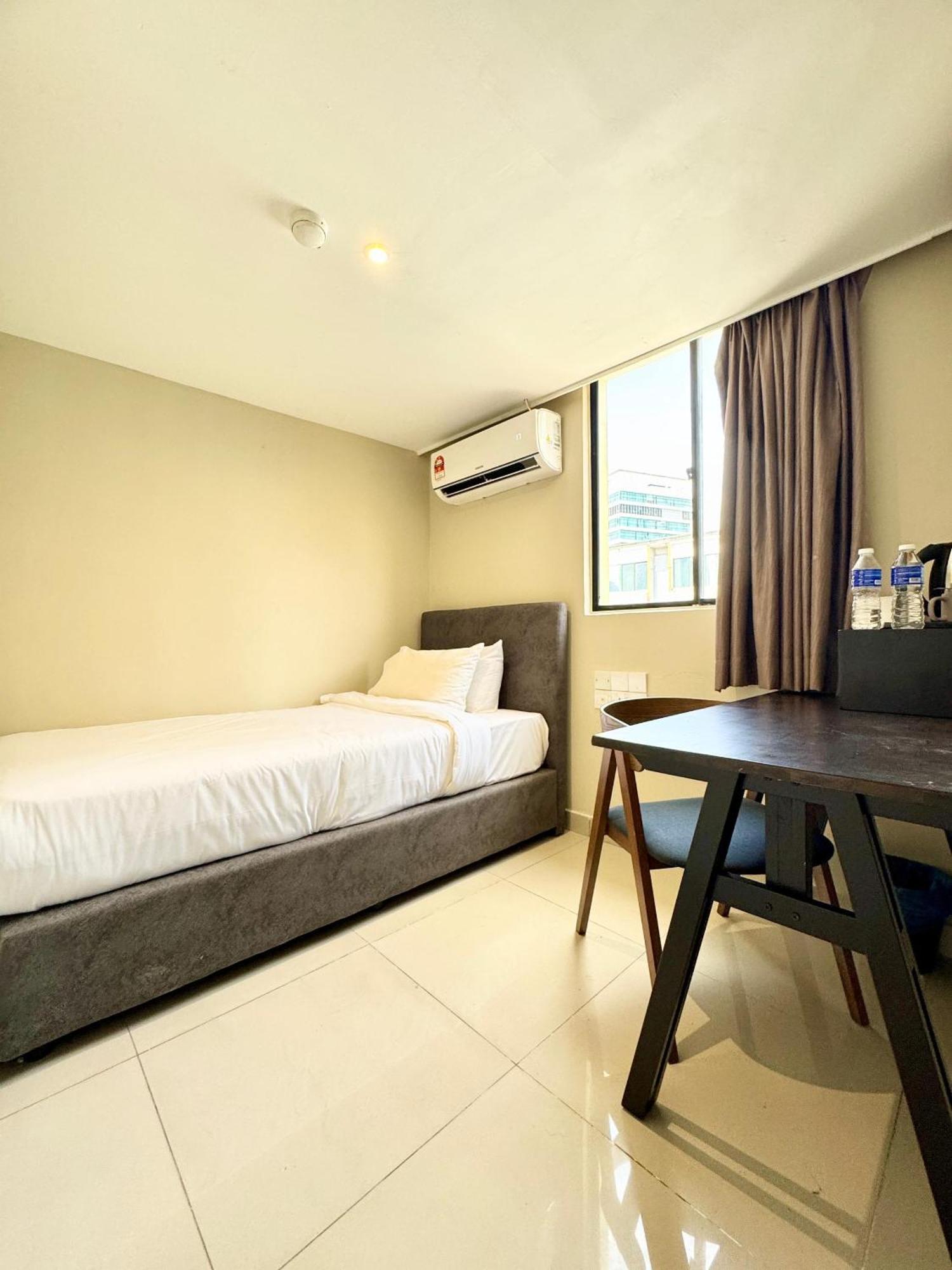 Kingston Hotel 6 - Changkat, Bukit Bintang Kuala Lumpur Exterior foto
